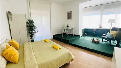 Room for rent in Milano Zona 6 - Barona, Lorenteggio, Milan