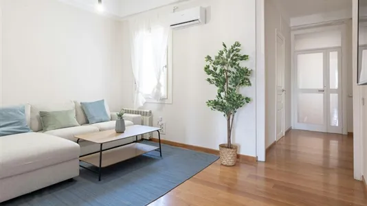 Rooms in Barcelona Eixample - photo 5