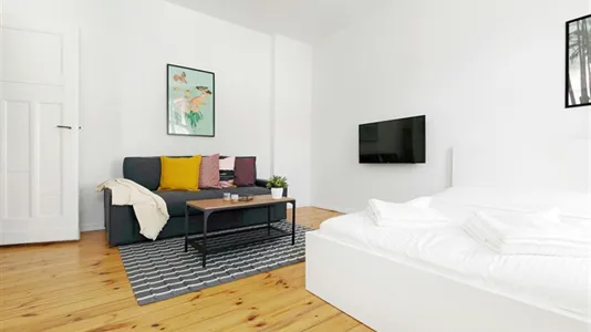 Apartments in Berlin Neukölln - photo 5