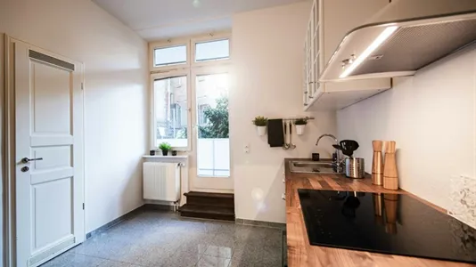 Rooms in Stuttgart-West - photo 4