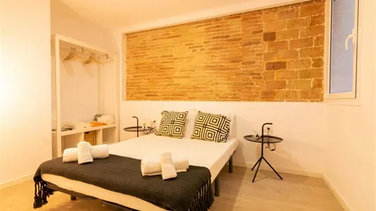 Apartments in Barcelona Ciutat Vella - photo 8