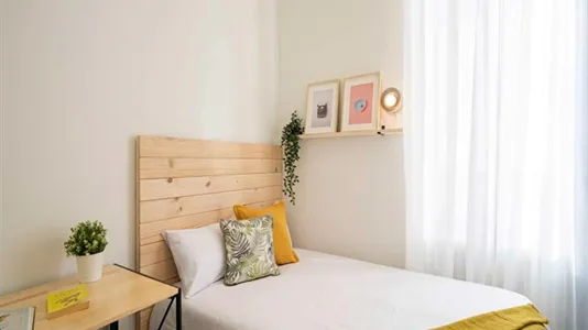 Rooms in Madrid Chamberí - photo 5