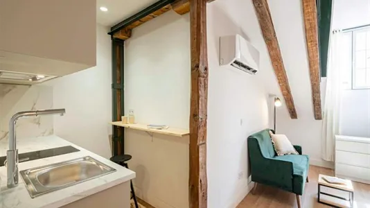 Rooms in Madrid Centro - photo 7