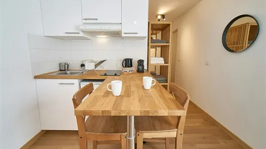Apartments in Lyon - photo 5