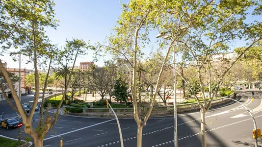 Apartments in Barcelona Eixample - photo 8