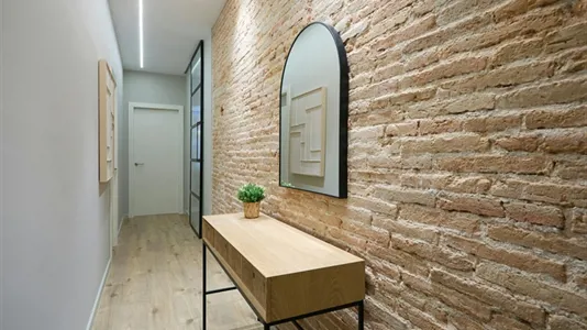 Apartments in Barcelona Ciutat Vella - photo 2