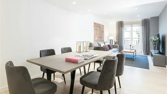 Apartments in Barcelona Eixample - photo 4