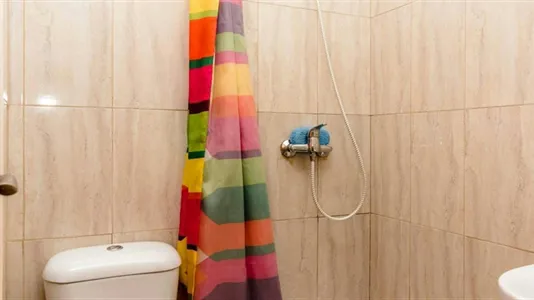 Rooms in Barcelona Ciutat Vella - photo 5