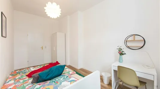 Rooms in Berlin Charlottenburg-Wilmersdorf - photo 2