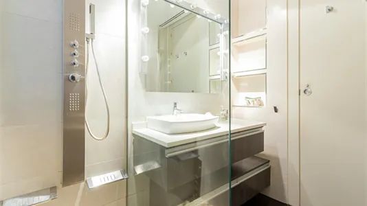 Apartments in Madrid Salamanca - photo 8