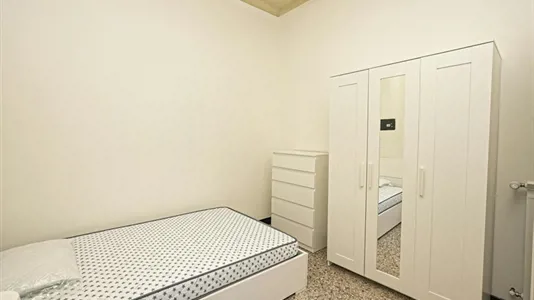 Rooms in Genoa - photo 3