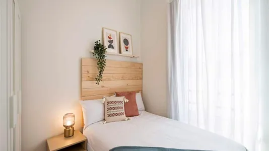 Rooms in Madrid Chamberí - photo 8