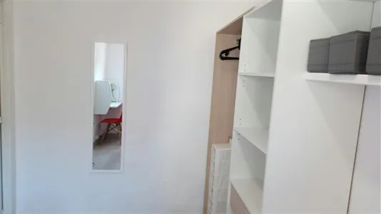 Rooms in Barcelona Ciutat Vella - photo 3