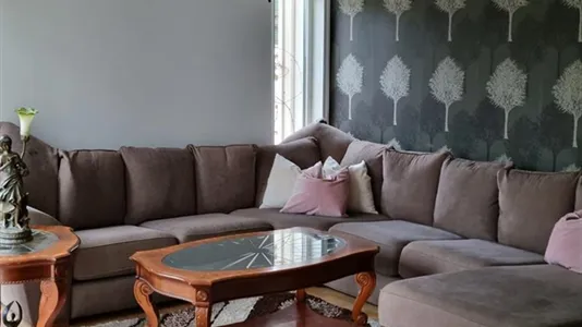 Houses in Södertälje - photo 4