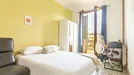 Room for rent, Barcelona Eixample, Barcelona, &lt;span class=&quot;blurred street&quot; onclick=&quot;ProcessAdRequest(8647564)&quot;&gt;&lt;span class=&quot;hint&quot;&gt;See streetname&lt;/span&gt;[xxxxxxxxxxxxx]&lt;/span&gt;