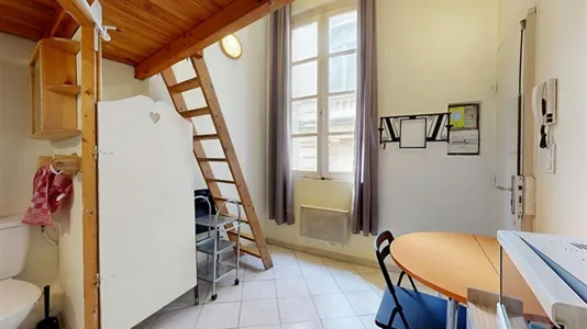 Apartments in Avignon - photo 3