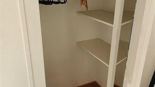 Rooms in Saint-Julien-en-Genevois - photo 2