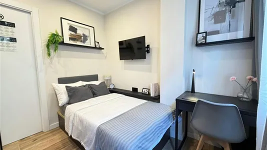 Rooms in Barcelona Sarrià-St. Gervasi - photo 4