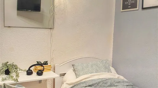 Rooms in Madrid Salamanca - photo 4