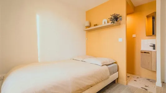 Rooms in Bobigny - photo 4