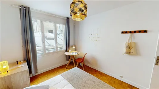 Rooms in Paris 17ème arrondissement - photo 2