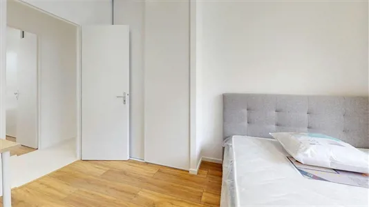 Rooms in Lyon - photo 2