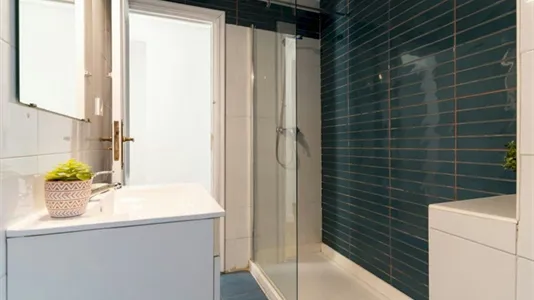 Rooms in Adaro - photo 5