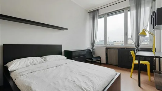 Rooms in Milano Zona 2 - Stazione Centrale, Gorla, Turro, Greco, Crescenzago - photo 2