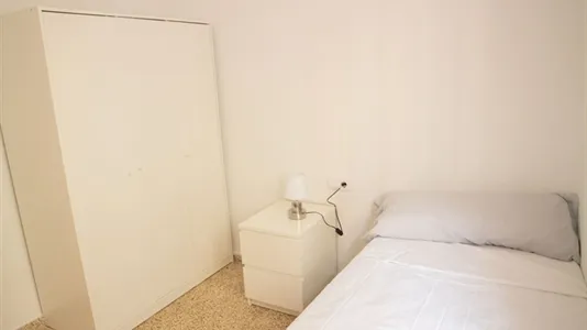 Rooms in Valencia Camins al Grau - photo 6