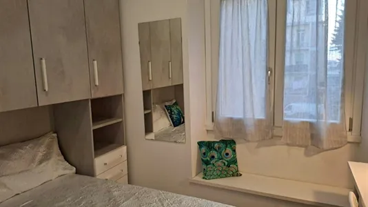 Rooms in Roma Municipio VI – Roma Delle Torri - photo 6