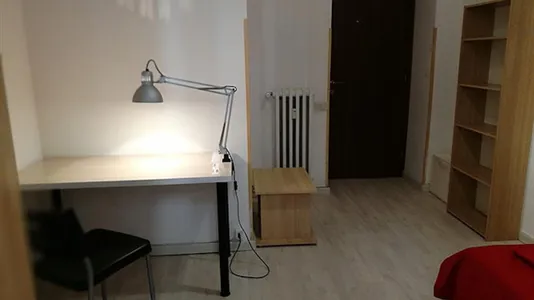 Rooms in Roma Municipio II – Parioli/Nomentano - photo 4