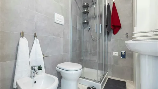 Rooms in Milano Zona 5 - Vigentino, Chiaravalle, Gratosoglio - photo 1