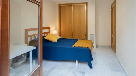 Rooms in Murcia - photo 4