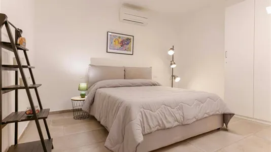 Apartments in Bologna - photo 4