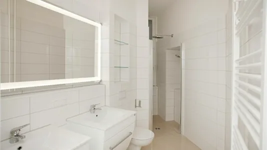Rooms in Berlin Charlottenburg-Wilmersdorf - photo 5