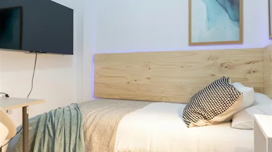 Rooms in Madrid Centro - photo 4