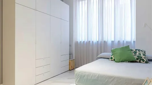 Rooms in Milano Zona 5 - Vigentino, Chiaravalle, Gratosoglio - photo 2