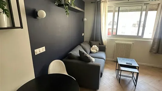 Apartments in Paris 7ème arrondissement - photo 2