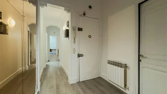 Apartments in Barcelona Ciutat Vella - photo 6