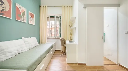 Rooms in Location is not specified - photo 1