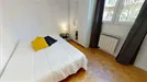 Room for rent, Lyon, Auvergne-Rhône-Alpes, &lt;span class=&quot;blurred street&quot; onclick=&quot;ProcessAdRequest(8906290)&quot;&gt;&lt;span class=&quot;hint&quot;&gt;See streetname&lt;/span&gt;[xxxxxxxxxxxxx]&lt;/span&gt;