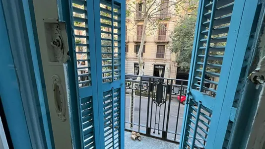 Rooms in Barcelona Eixample - photo 3