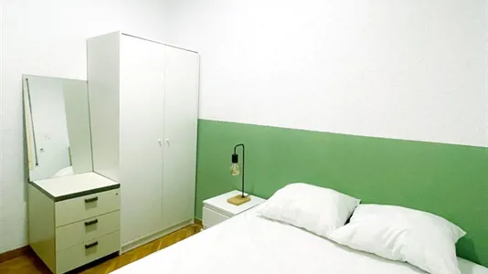 Rooms in Barcelona Sarrià-St. Gervasi - photo 2