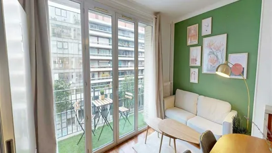 Rooms in Paris 17ème arrondissement - photo 9