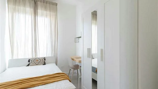 Rooms in Milano Zona 8 - Fiera, Gallaratese, Quarto Oggiaro - photo 3