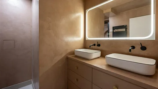 Rooms in Paris 20ème arrondissement - photo 4