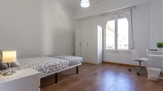 Rooms in Valencia Ciutat Vella - photo 1