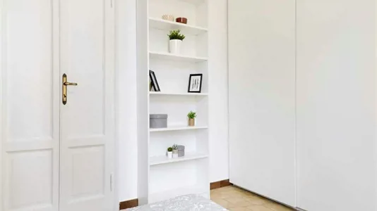 Rooms in Milano Zona 4 - Vittoria, Forlanini - photo 1