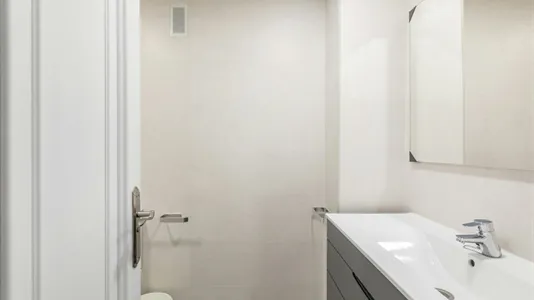 Rooms in Valencia Ciutat Vella - photo 7