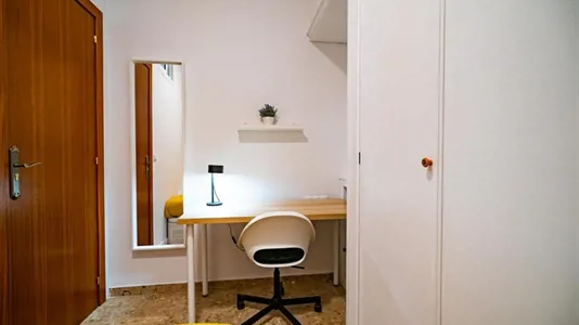 Rooms in L'Hospitalet de Llobregat - photo 2